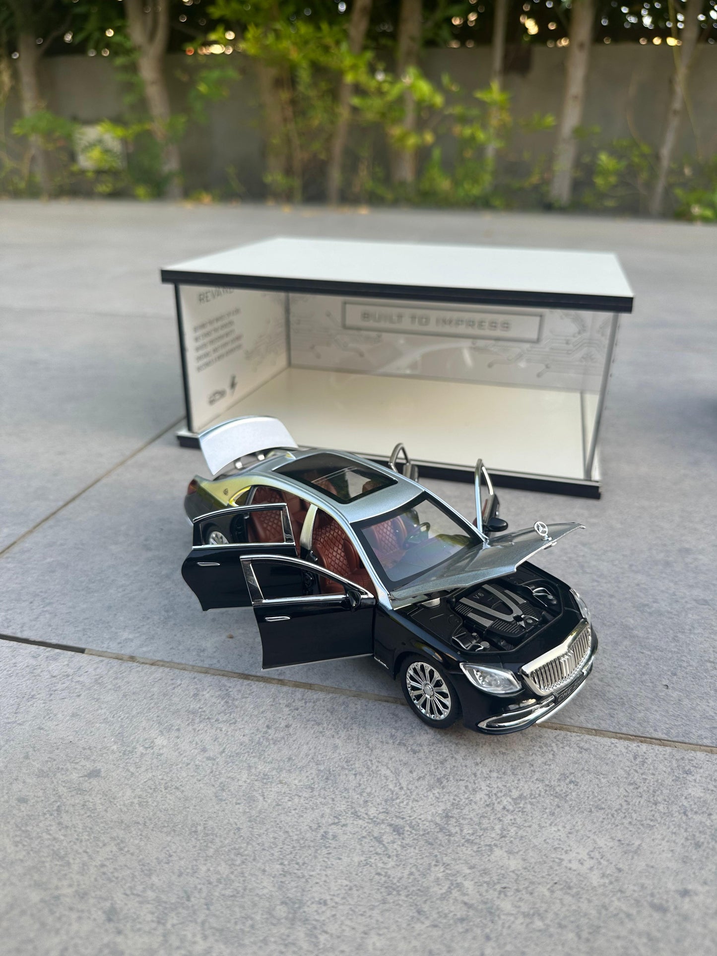 MERCEDES MAYBACH S-CLASS x SHADOW SHOWROOM