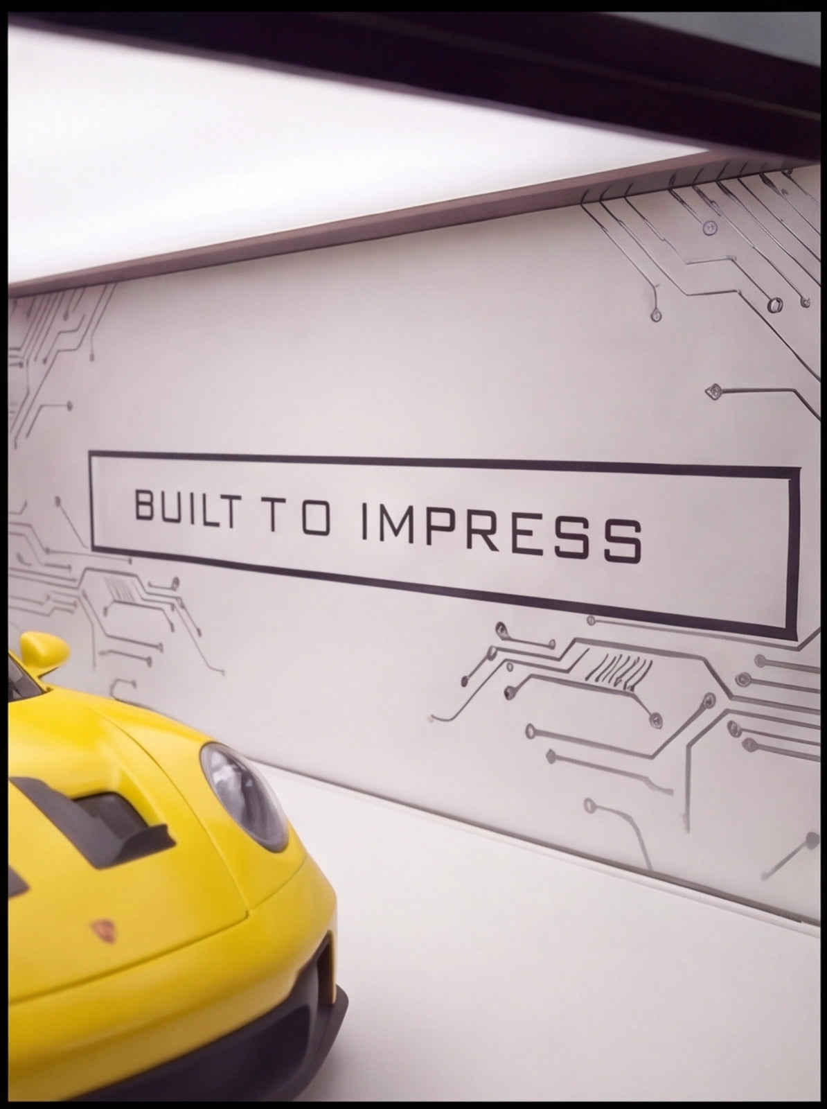 YELLOW PORSCHE 911 GT3 RS X SHADOW SHOWROOM