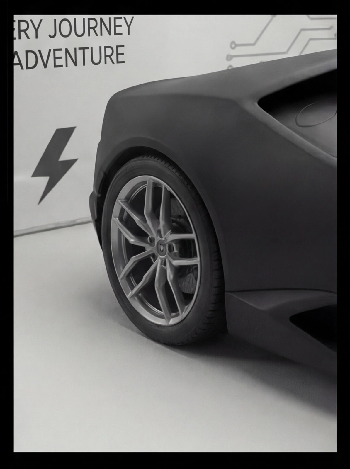 LAMBORGHINI HURACAN X SHADOW SHOWROOM