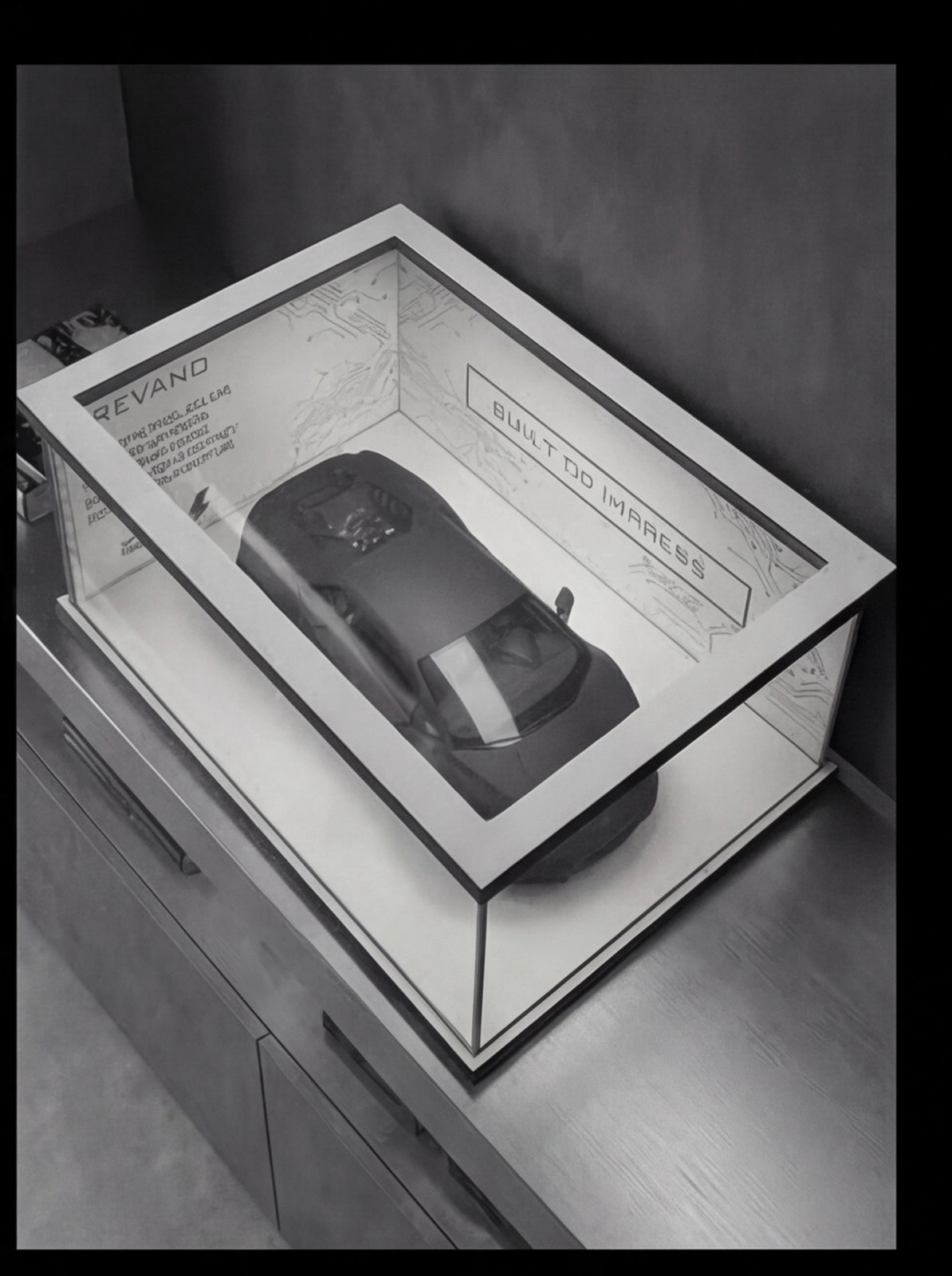 LAMBORGHINI HURACAN X SHADOW SHOWROOM