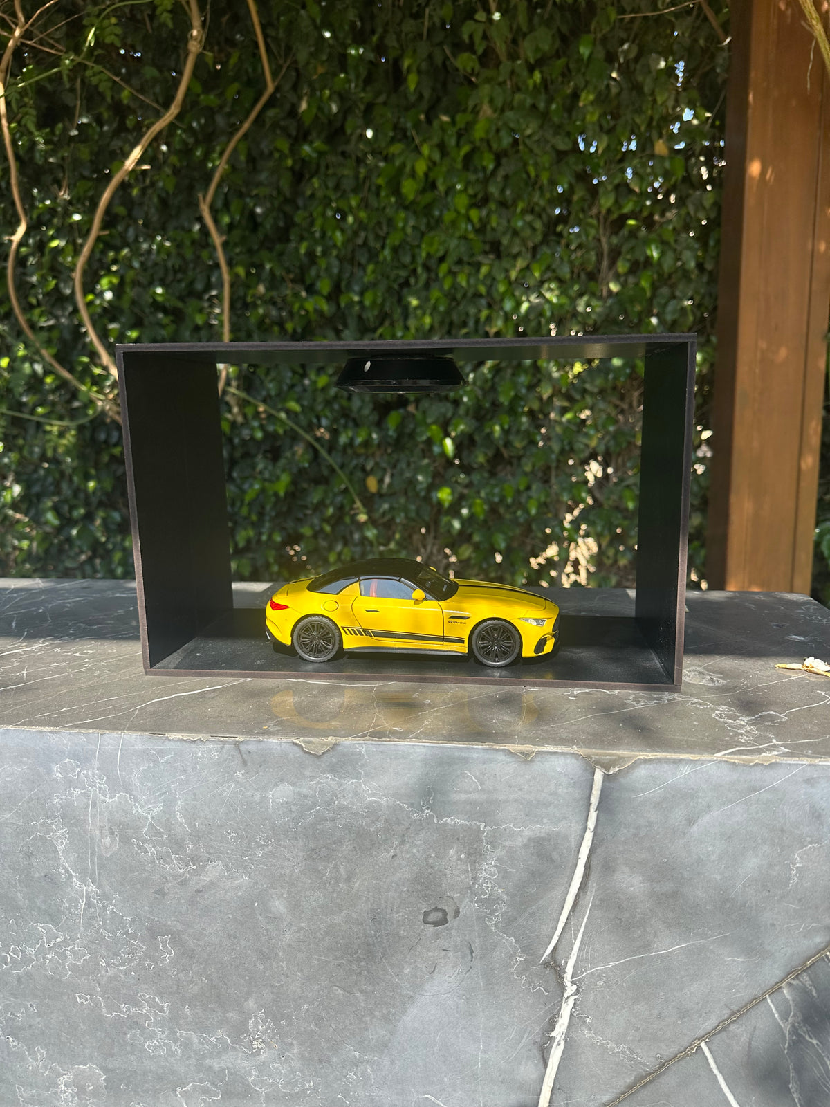 YELLOW MERCEDES AMG x REVANO DISPLAY