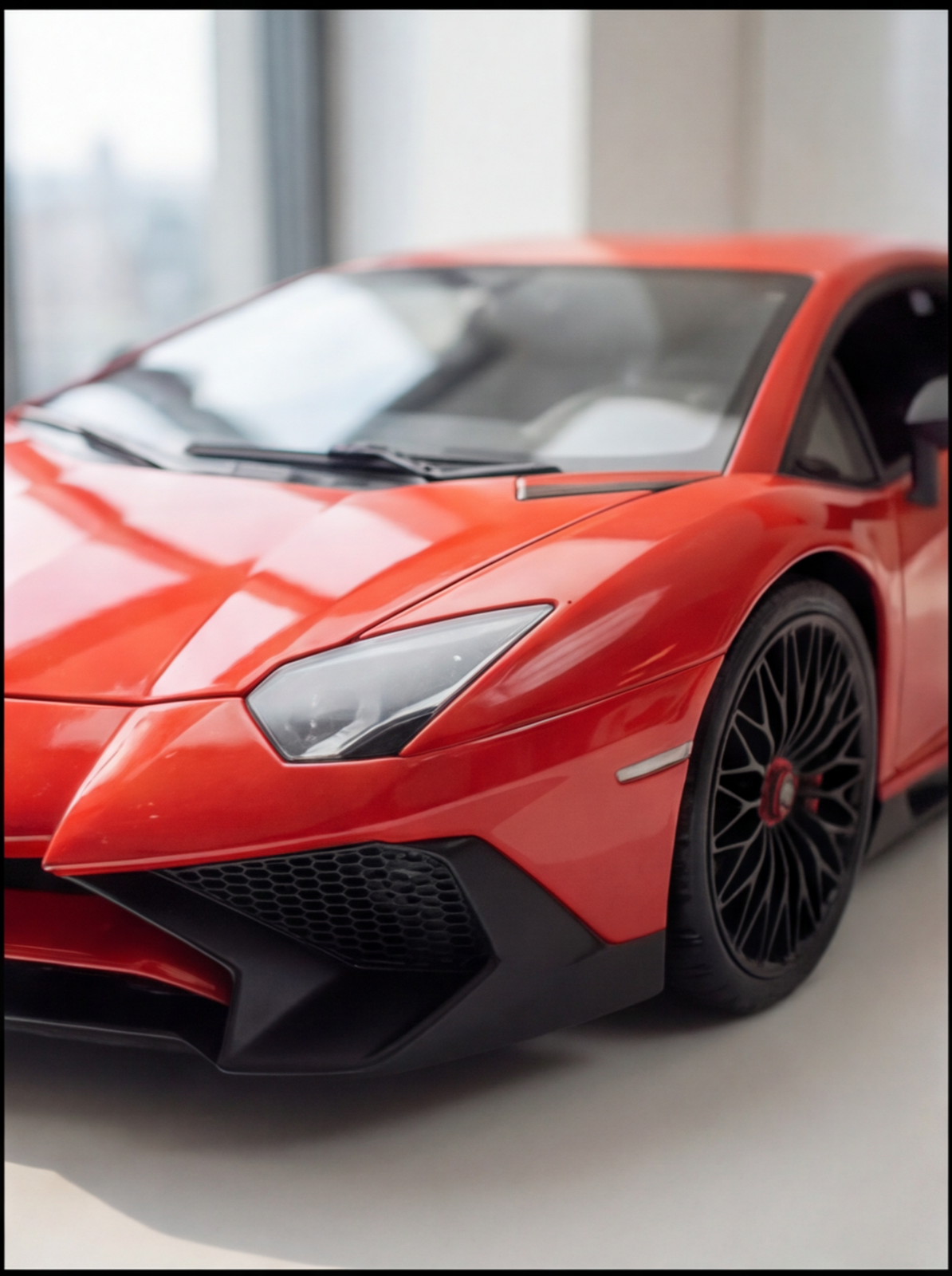 LAMBORGHINI AVENTADOR x SHADOW SHOWROOM