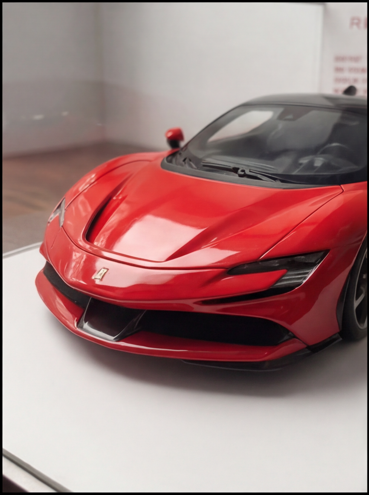 FERRARI SF90 x FLARE SHOWROOM